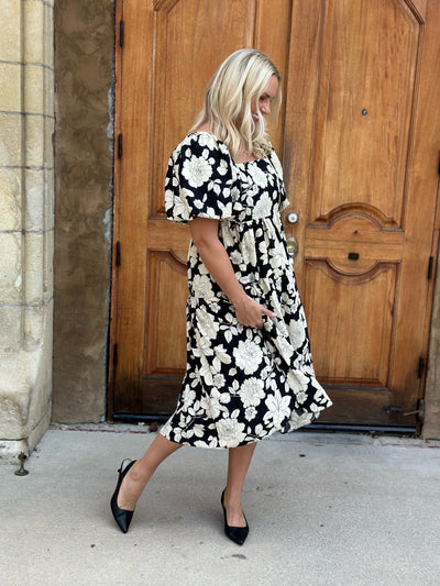 Beautiful Puff Sleeve Dress